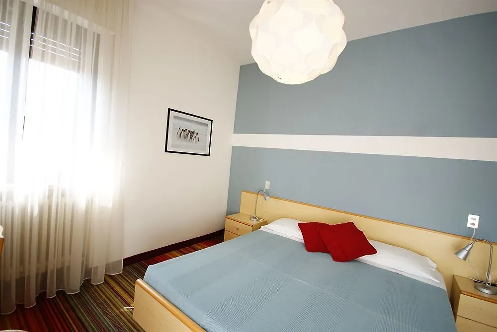 Hotel Peler Malcesine 2*,