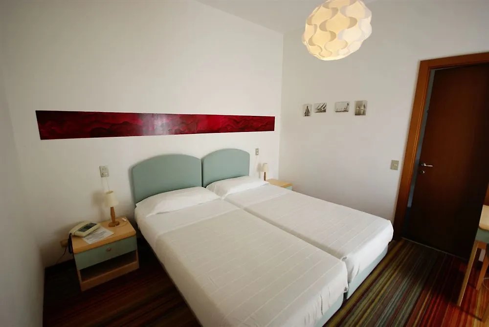 **  Hotel Peler Malcesine Itálie