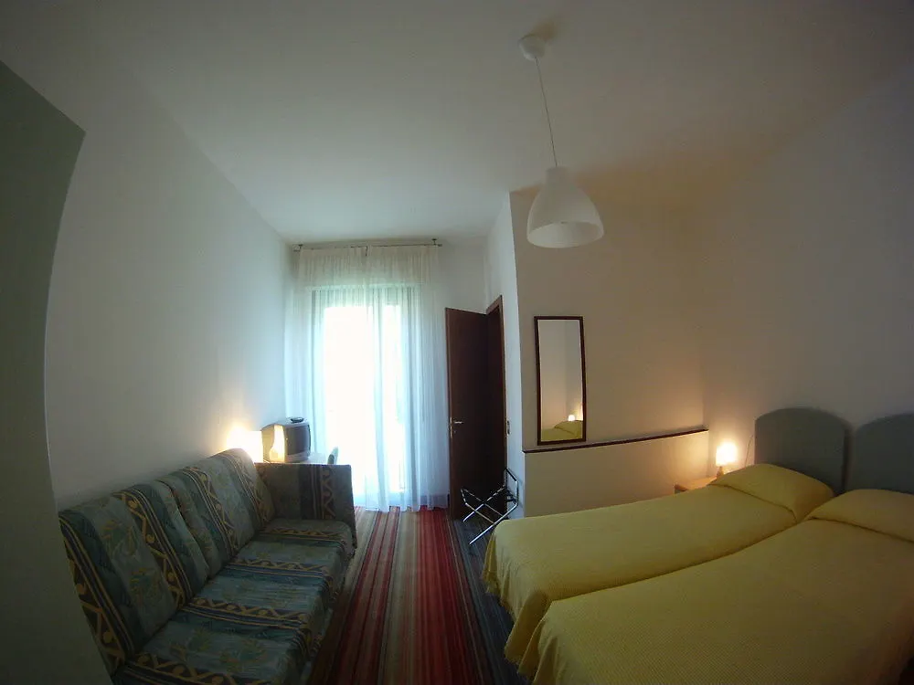 Hotel Peler Malcesine 2*,