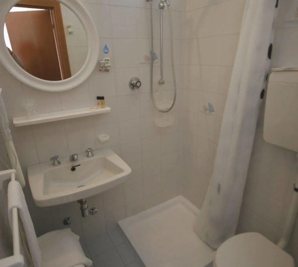 **  Hotel Peler Malcesine Italy
