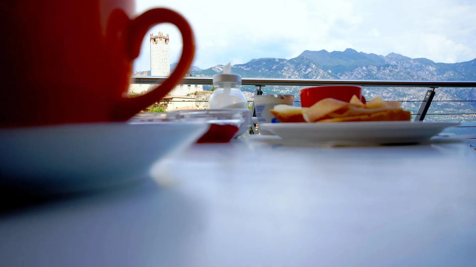 Hotel Peler Malcesine 2*,  Italy